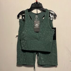 Move Theology workout set